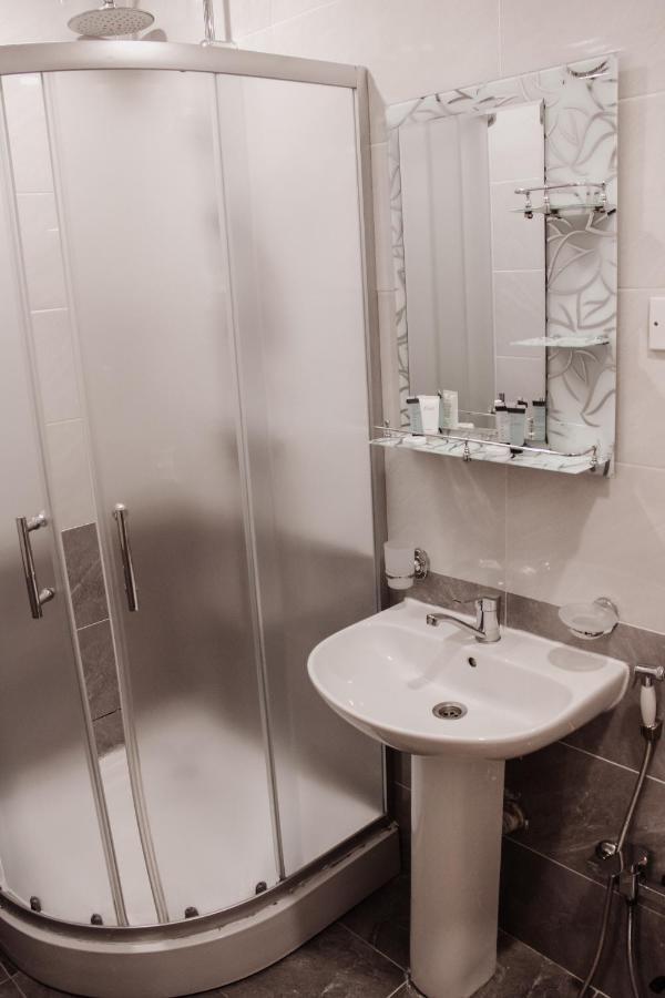 Soffia Hotel Баку Екстериор снимка